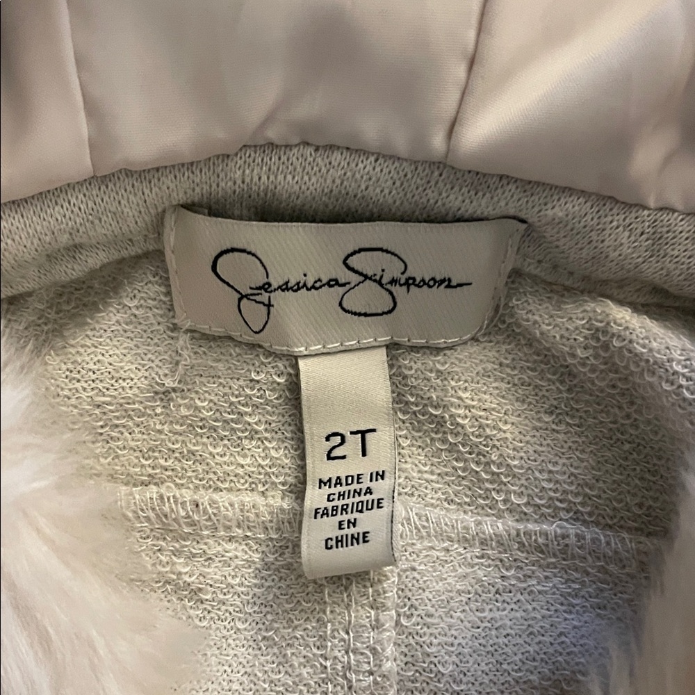 Jessica Simpson Faux Fur Hooded Vest SZ 2T - Picture 2 of 5